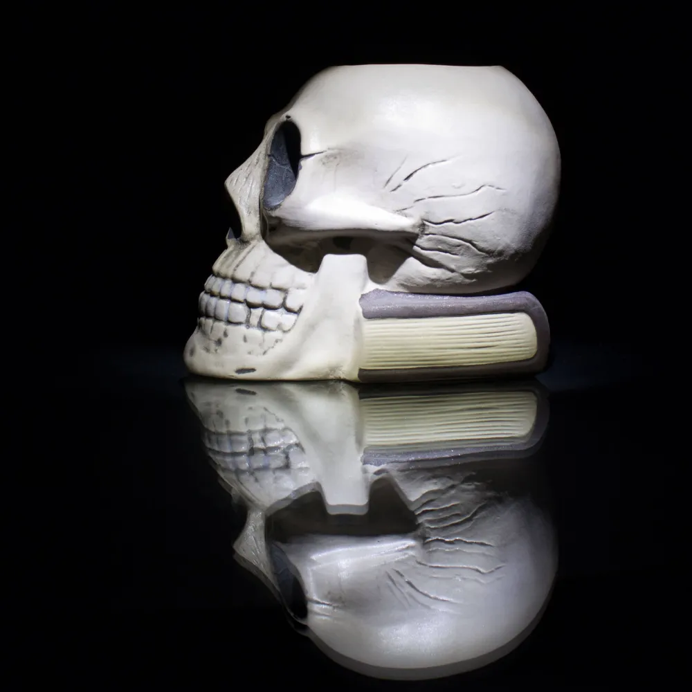 Barstuff Tiki Becher Totenkopf mit Buch - 700ml